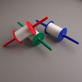 Shanti Kites 30-lb. Kite Spool with 500' of Twisted Dacron Line