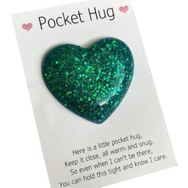JJLFresheners Green Pocket Hug Heart with Greeting Cards,Little Heart Pocket Hug Token,Mini Cute Pocket Hug Decoration Gifts for Birthday Valentines Thanksgiving Greeting Cards