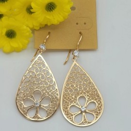 JEYFEL XOIA PREMIUM 18K Gold Plated Filigree Flower Dangle Lightweight Earrings. Oro Laminado