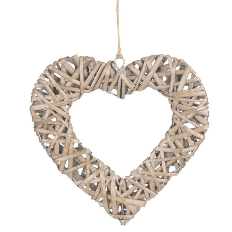 Red Hamper Small Flat Open Wicker Heart, H20 x W1