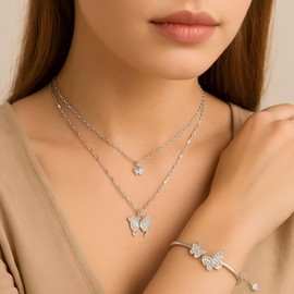 XYPHIELLE Collares en Capas para Mujer - Juego de 2 Collares Mariposa y Pulsera Plata Plateada, Regalo para Ella: San Valentín, Aniversario, Cumpleaños, Día de la Madre