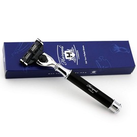 Premium Selection Triangular Razor in Black Men's Razor Classic for Perfect Shaving