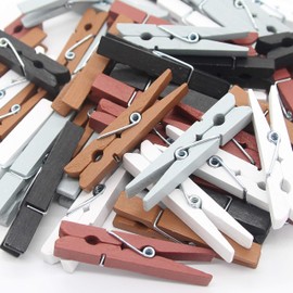 LeTOMA - 50 Colourful Wooden Pegs 5 cm Long in Modern Trendy Colours Ideal for Sophisticated Decorations and DIY Projects - Small High-Quality Clothes Pegs in Exclusive Colours