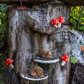 Mushroom Hedgehog Garden Ornaments, Figurine Mum Baby Animal Statues Outdoor Decor 2 Hedgehogs + 4 Mushrooms