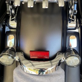 Antenna Hole Plug Filler Cover Motorcycle Flip-Off Flag Antenna Hole Cover Fit for Harley Touring Road Glide 2010-2023 Street Glide 2006-2023 Chrome 1 PC