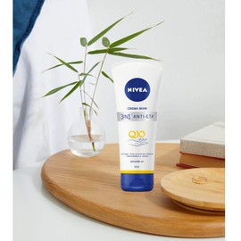 Nivea hand cream. With UV Filters 600 ml