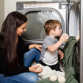 Wool Dryer Balls XL 4-Pack - 100% Pure New Zealand Wool, Ecoigy Natural Fabric Softener, Reduces Wrinkles & Drying Time, Ideal for Essential Oils, Dryer Sheets Alternative,Dryer Balls Laundry Reusable