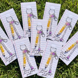 Liliaafar 12 Sets Back to School Gifts Bulk Thank You Teacher Keychain Making Kit DIY Cute Pencil Charm Beads Key Chain Crafts for First of Day Teachers Appreciation Gifts Party Favors