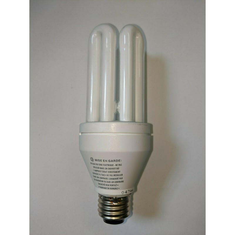 GE-18W- (Soft White) (2700K) (E26 Base) 3 Way (30W/70W/100W) CFL