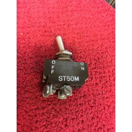 JBT - ST50M - Switch, toggle.  DPST, 15A 125VAC, 6.0A 250 VAC.OFF-(ON)  NOS