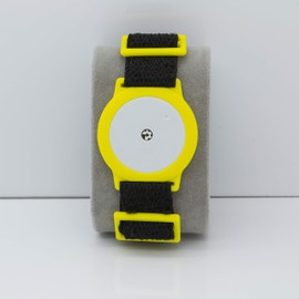 Freestyle Libre 1/2 Sensor Armband Holder - Super Soft Elastic Fabric - Black/Yellow