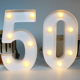 H:7.8 pulgadas con números iluminados 50 carteles para aniversario de boda, decoraciones de fiesta de cumpleaños 50 para mujeres, centros de mesa de 50 cumpleaños para hombres