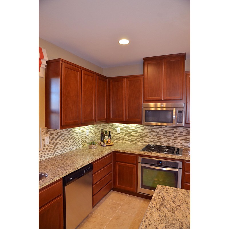 Simpson Strong-Tie T15N200FNB 2" 15ga 316SS Angled Finish Nails 500ct