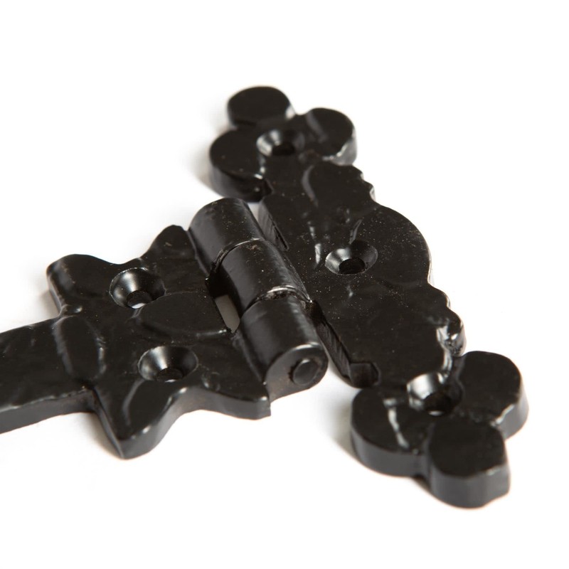 Hammer and Tongs - Ornate T-Hinge - W155mm - Black