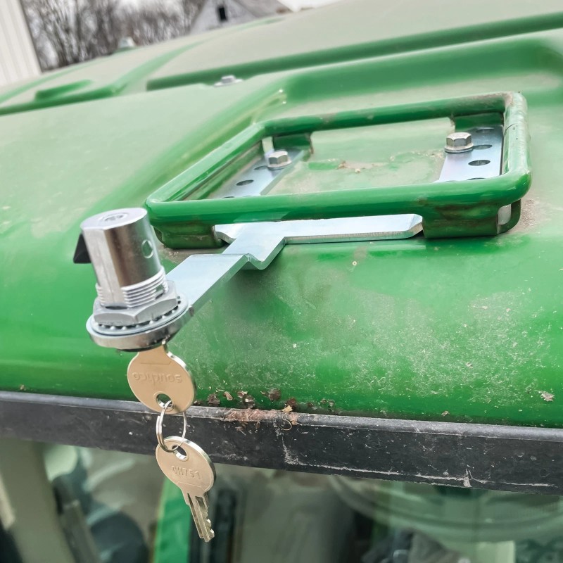 Globe Locking Kit for John Deere StarFire 6000 GPS Globe-