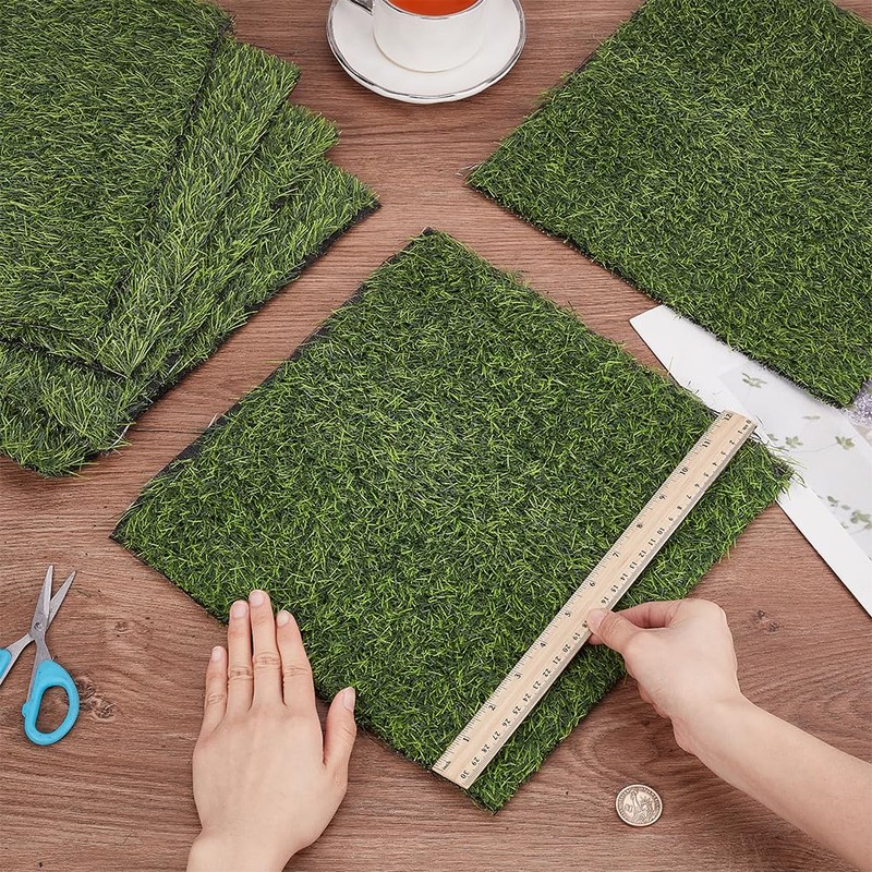 FINGERINSPIRE 6Pcs Artificial Grass Square Mat 31x30.5cm Plastic Artificial Grass