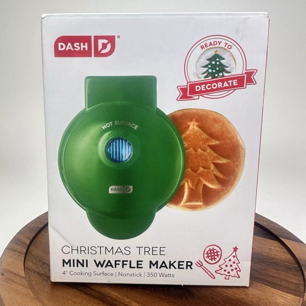 DASH BRAND NEW Dash Christmas Tree Mini Waffle Maker Green