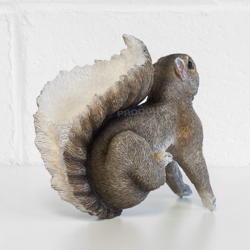 Hanging Squirrel Feed Bird Feeder Ornament Outdoor Garden Sculpture Decoration