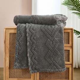 WONGS BEDDING Cuddly Blanket, Fluffy Blanket, Grey, Sofa Blanket, Wool Blanket, 150 x 200 cm, Warm Soft Fleece Blanket, Boho Blankets, Throw Blanket for Sofa, Couch, Bed