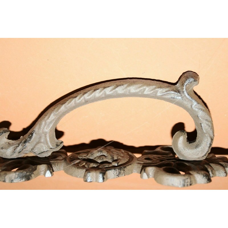 Antique Style Edwardian Lion's Head Door Knocker / Door Pull,