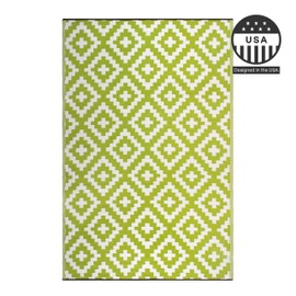 FH Home Outdoor Rug - Waterproof, Fade Resistant, Reversible - Premium Recycled Plastic - Geometric - Porch, Deck, Balcony, Mudroom, Laundry Room, Patio - Aztec - Green & White Crease Free - 3 x 5 ft