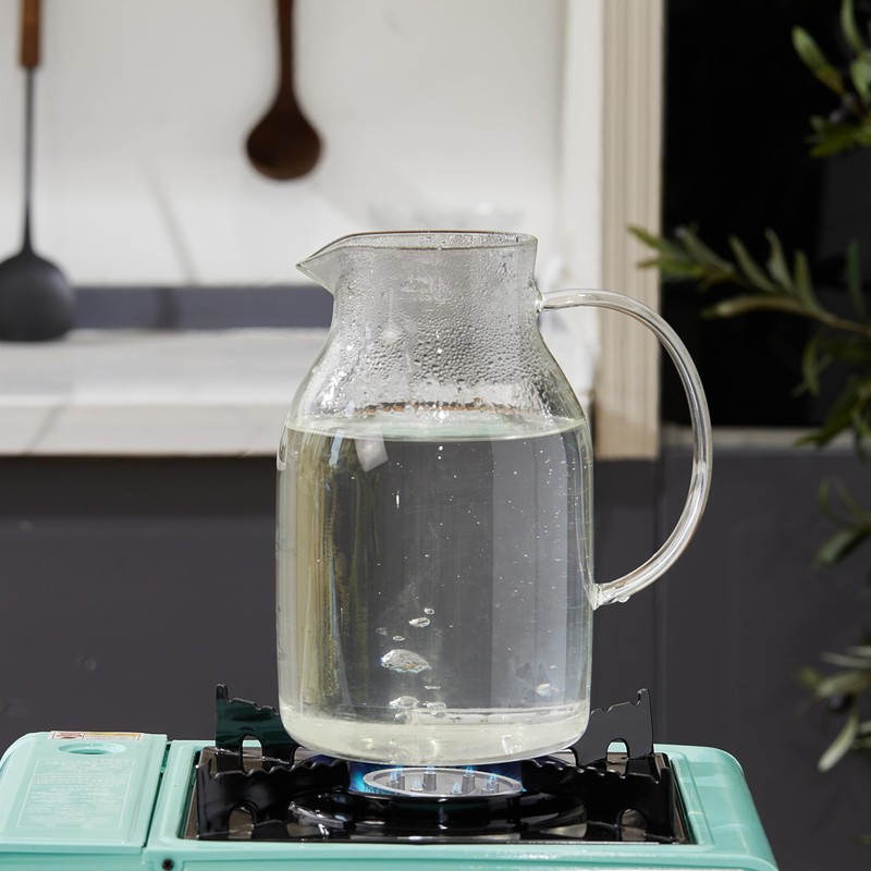Karafu 68 Oz/2 Liter Glass Pitcher with Lid, Heat Resistant