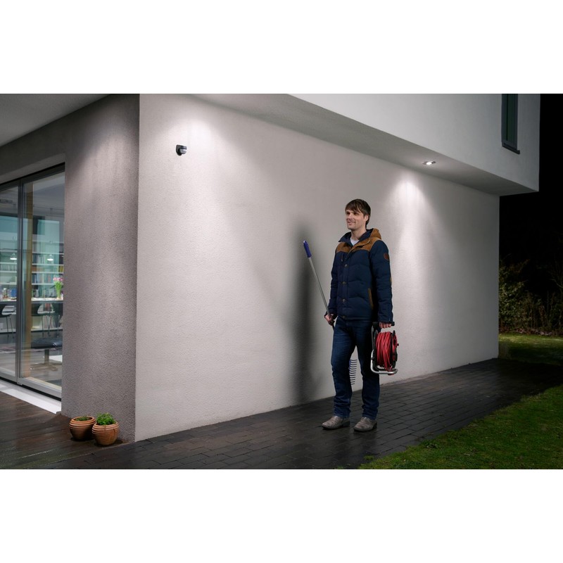 OSRAM SENSOR Wandleuchte mit 110° Bewegungs- und Lichtsensor für bündige