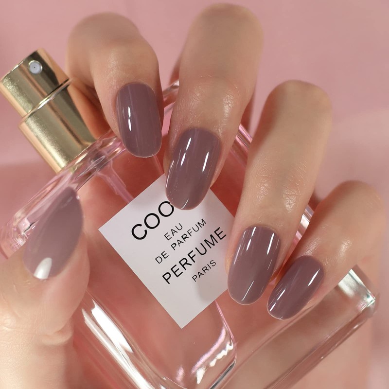 Medium Length Glossy Oval Fake Nails Light Purple Grey Press