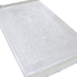 Modefa Luxury Velvet Prayer Rug with Prayer Beads | Soft Elegant Muslim Turkish Janamaz Sajada Carpet for Men and Women | Plain Solid Prayer Mat Ramadan Eid Gift - Paisley (Vanilla Creme)