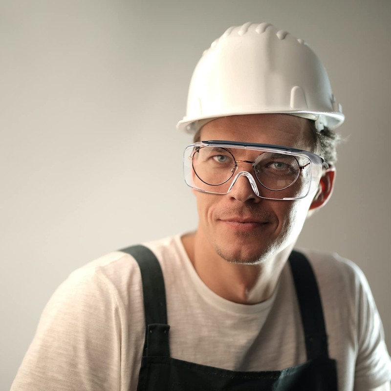 PAERDE Safety Glasses Over-the-Glasses Scratch-Resistant Anti-Fog UV Cut Clear Protective