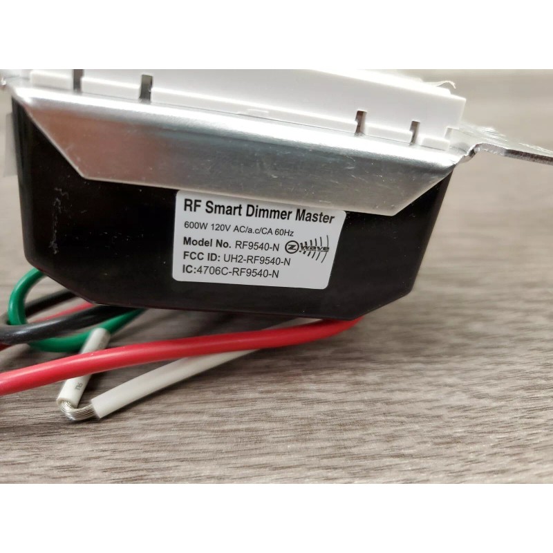 Cooper Eaton 600W RF Smart Dimmer ZWave Compatible Master Switch