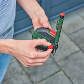 Bosch Maßband 5m mit Stifthalter (Auto-Lock; Nylonbeschichtetes Band; 22mm Breite; 2m abknickfreie Ausziehlänge; metrische Skala; hohe Genauigkeit; Zweirichtungshaken; Gürtelclip; Softgrip)