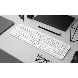 Keychron B6 Pro Full-Size Ultra-Slim Wireless ZMK Custom Keyboard, Triple-Mode 2.4 G/Bluetooth 5.2/Wired Programmable, Lightweight Quiet Key with Numeric Keypad for Mac/Windows, Ivory White