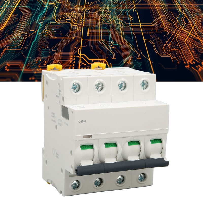 Miniature Circuit Breaker PA66 Flame Retardant Housing 4P Automatic Circuit