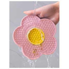 QWINEE Lick Mat for Dogs Cats Flower Shaped Pet Slow Feeder Dog Cat Puppy Bowl Lick Pad for Dog Fun Alternative to Slow Down Eat for Small Medium Large Dogs Pink One-Size