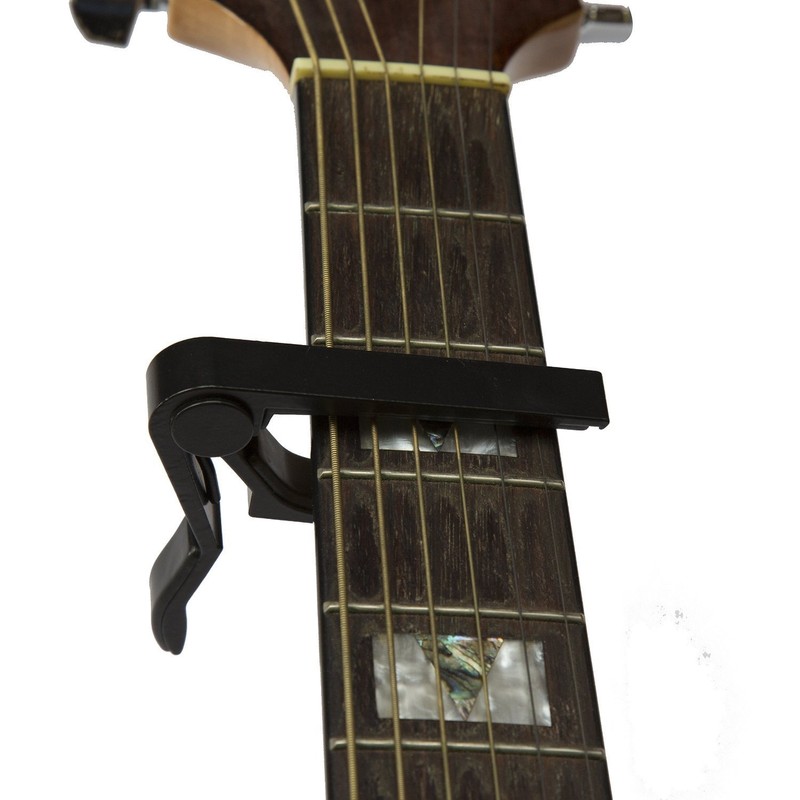 AKORD Quick Change Single-Handed Guitar Capo Plus 5 picks -