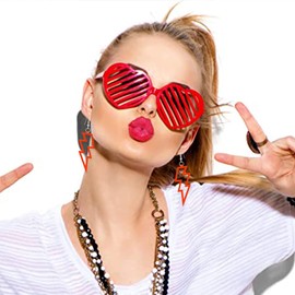 Acrylic Hollow Lightning Bolt Dangle Earrings 80s 90s Lightweight Vintage Acrylic Hollow Lightning Bolt Neon Dangle Drop Earrings for Women Retro Party Jewelry (Red)