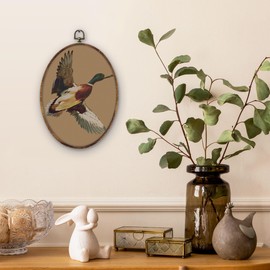 DILSJ Vintage Flying Mallard Duck Oval Wall Art Decor, Farmhouse Hunting Duck Wall Art Framed, Rustic Cottagecore Hanging Decorations for Home Bedroom Living Room Kitchen Farmhouse, 8.5x11 Inch