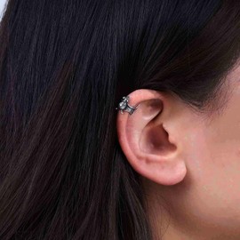 Inilbran Punk Bat Ear Cuff Earrings Vintage Silver Bat Clip On Earrings Silver Bat Cuff Cartilage Earrings Animal Bat Non Pierced Earrings Jewelry for Women and Girls