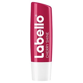 LABELLO Bálsamo labial con color Cereza 4.8g, protector labial con Vitamina E libre de aceites minerales 24 horas de humectación