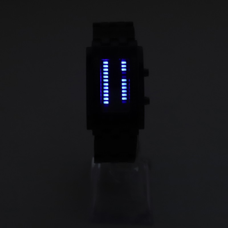 Men's Watch Fashion Exquisite Waterproof Alloy Men's LED Watch with