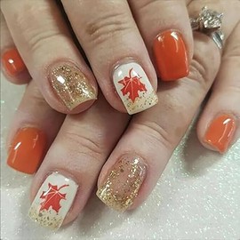 24Pcs Fall Press on Nails Short Square Orange Glue on Nails Fall Fake Nails with Maple Leaf Glitter Designs Autumn Thanksgiving Nails Glossy Artificial Short Press on Acrylic False Nails for Women