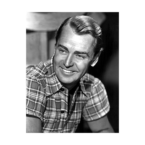 Posterazzi Alan Ladd 1948 Photo Poster Print, (8 x 10)