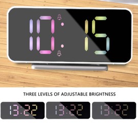 Digital Alarm Clock, USB Charging Digital Clock with Noise Reducing Speaker, USB Dual Alarms Electronic Clock Table Clock, 3 Brightness Levels, for Bedroom Home