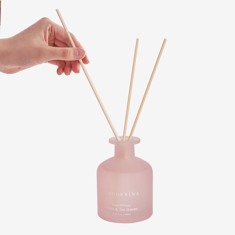 Cocorrína Reed Diffuser - Rose & Tea Leaves 6.76oz Diffuser