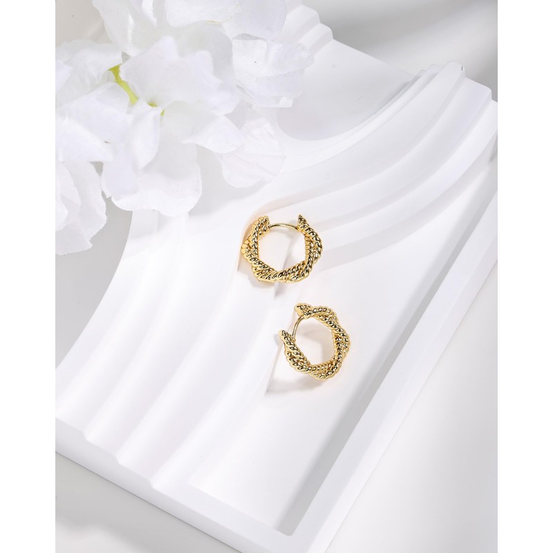 Teppdfann 18K Gold Plated Huggie Hoop Earrings - Twisted Texture