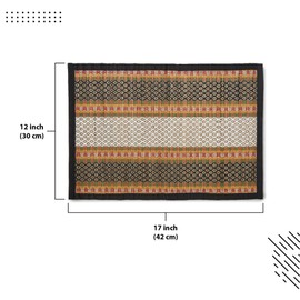 Encasa XO Madurkathi - Juego de 4 manteles individuales tejidos a mano, 30 x 42 cm, manteles individuales tejidos de color negro para mesa de comedor, cocina y decoración al aire última intervensión