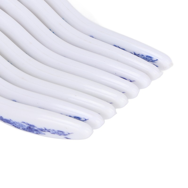 8pcs Crochet Hooks Curved Soft Handle Comfortable Portable Knitting Tool