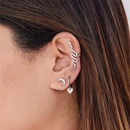 Heart Hoop Earrings Vintage Love Drop Earring Gold Huggie Hoop Earrings Love Heart Dangle Drop Earrings Heart Charm Earrings Boho Hypoallergenic Jewelry Gift for womens(Silver)