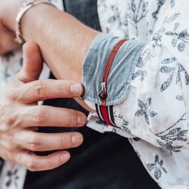 Nato Cuff – Hecho a mano en Francia – Levanta las mangas de la camisa con elegancia – Soporte elástico antideslizante para camisa, Fred, Talla única